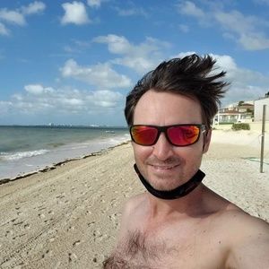 Meet your Posher, Jonathan